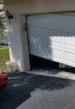 Garage Door Off Track Service Mettawa